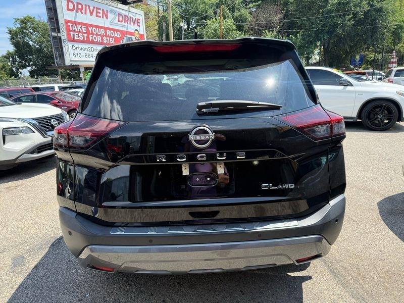 Nissan Rogue SL AWD 2023