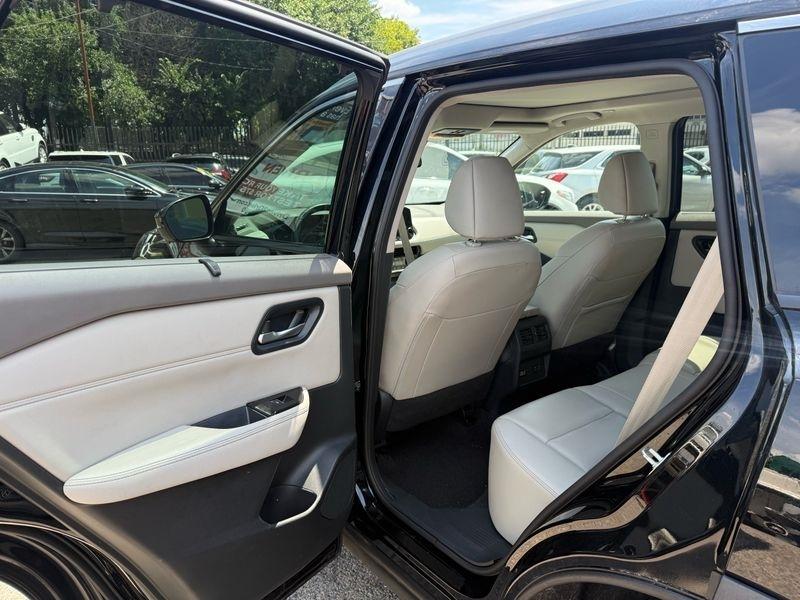 Nissan Rogue SL AWD 2023