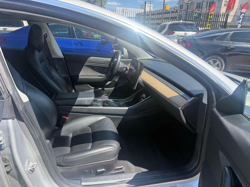Tesla Model 3 Base 2018