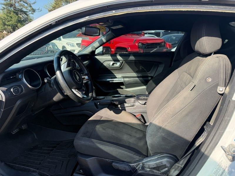 Ford Mustang EcoBoost Coupe 2019