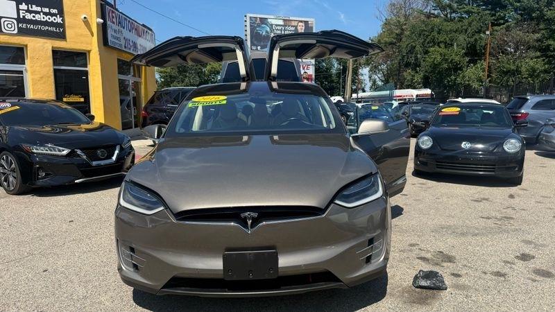Tesla Model X 90D 2016