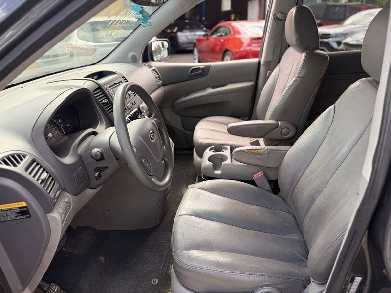Kia Sedona LX LWB 2014