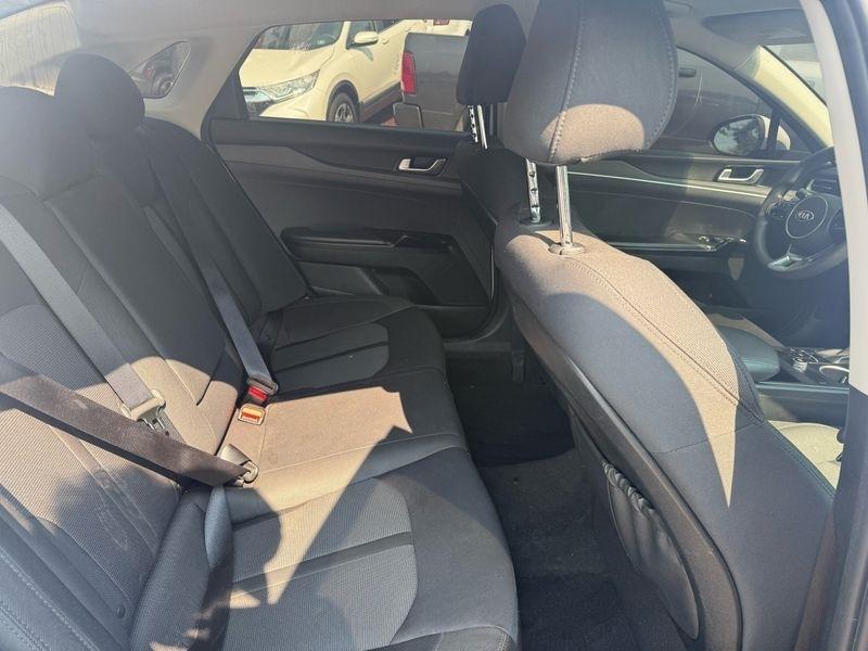 Kia K5 LXS 2021