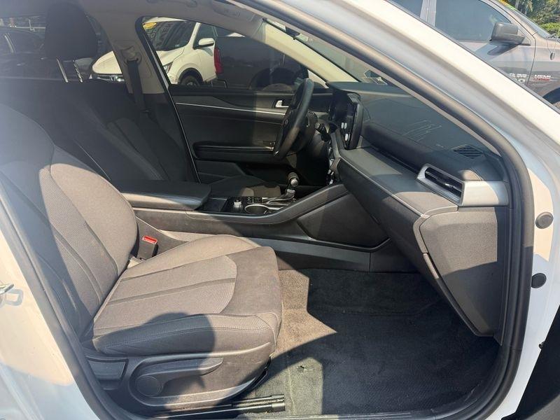 Kia K5 LXS 2021