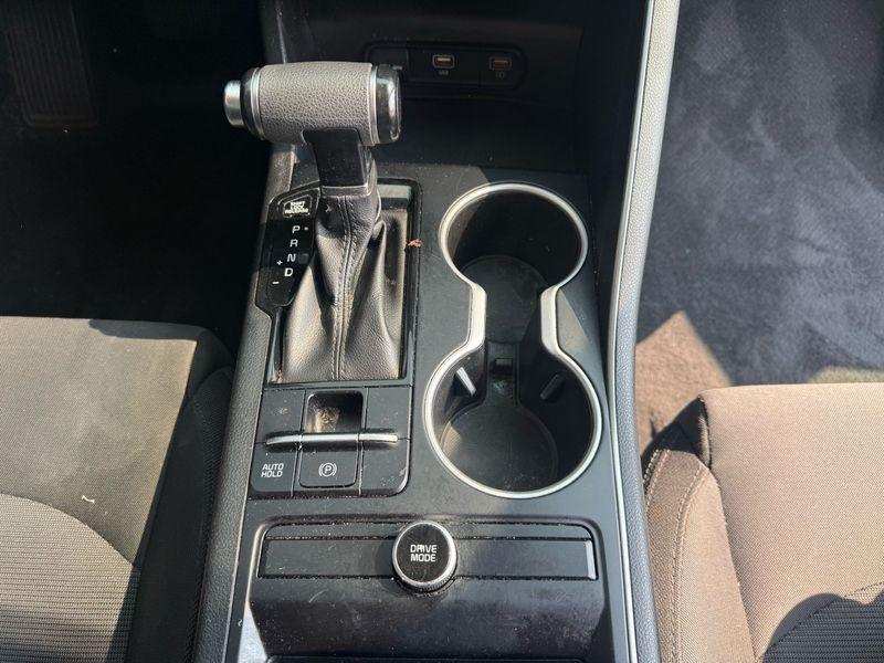Kia K5 LXS 2021