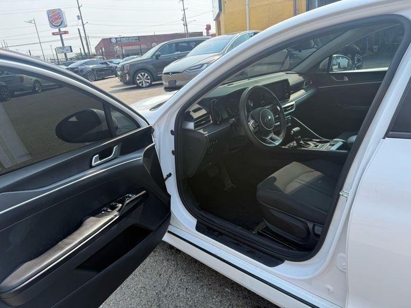 Kia K5 LXS 2021