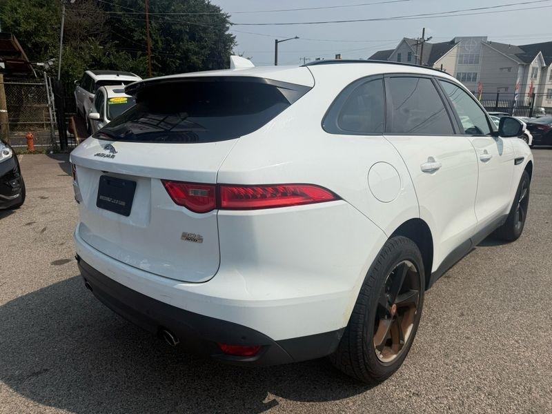 Jaguar F-Pace 25t Premium 2019