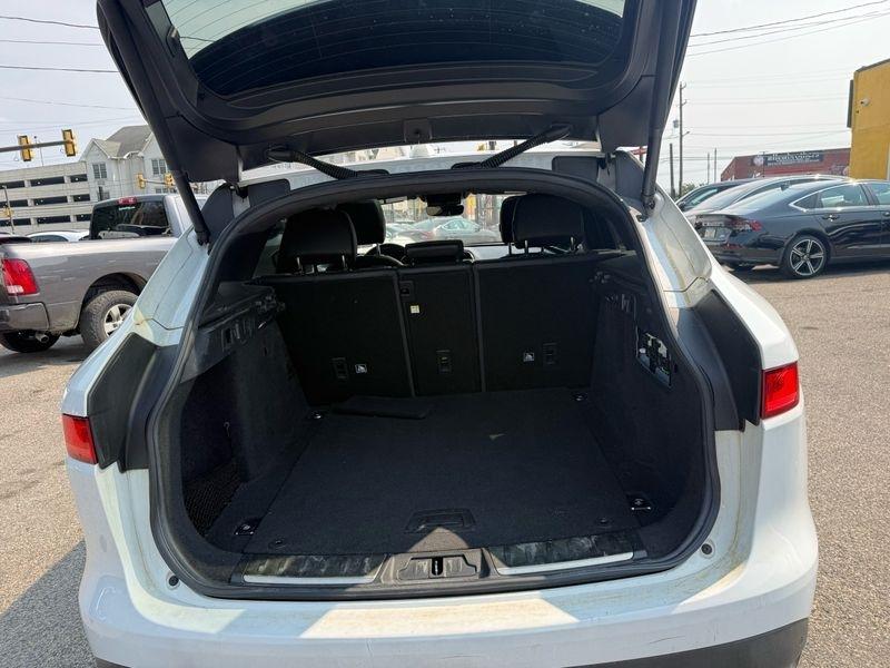 Jaguar F-Pace 25t Premium 2019