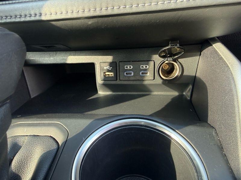 Toyota Highlander XLE AWD V6 2022