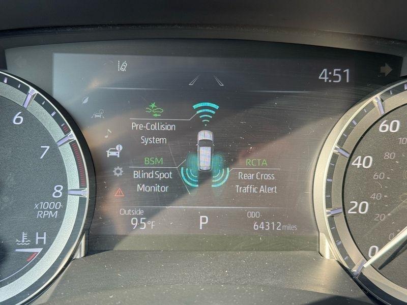 Toyota Highlander XLE AWD V6 2022