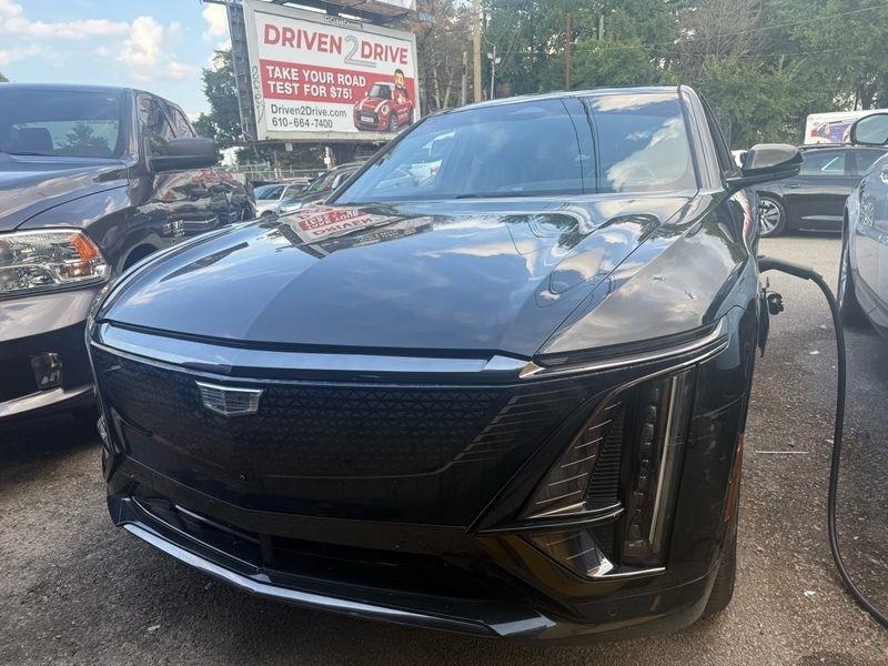 2024 Cadillac Lyriq Sport-1