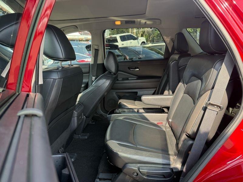 Nissan Pathfinder SL 4WD 2023