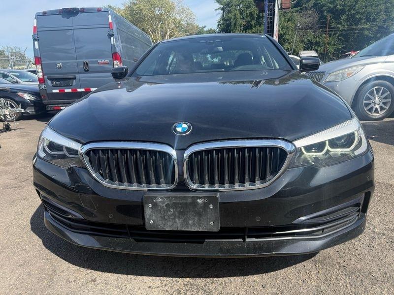 BMW 5-Series 530i xDrive 2019