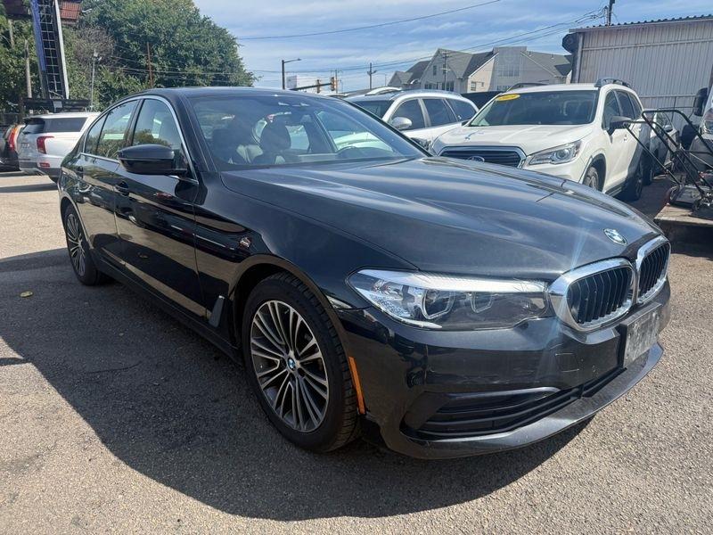 BMW 5-Series 530i xDrive 2019