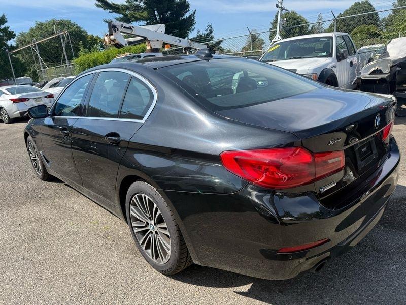 BMW 5-Series 530i xDrive 2019