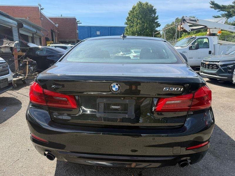 BMW 5-Series 530i xDrive 2019