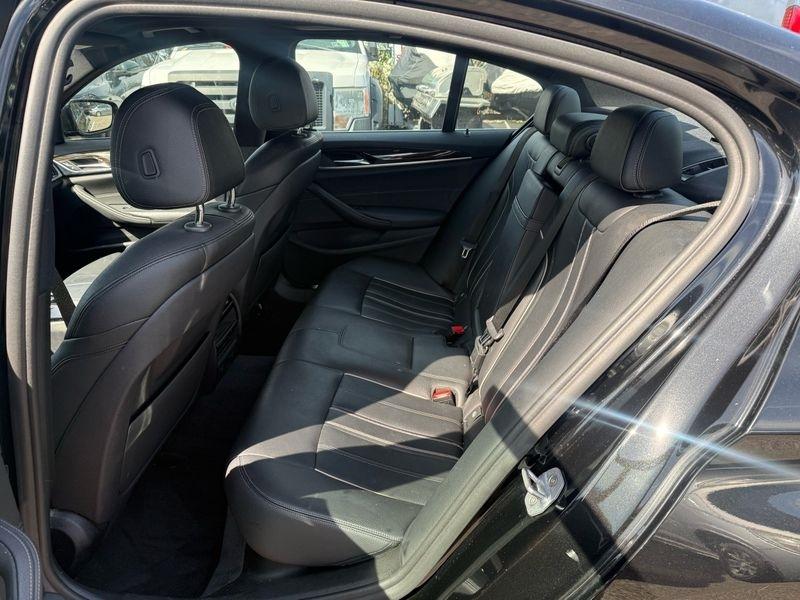 BMW 5-Series 530i xDrive 2019