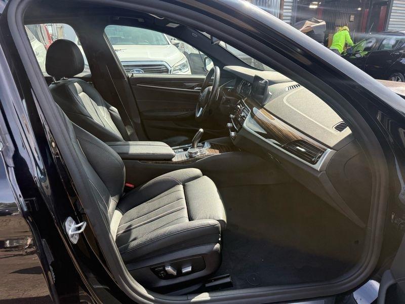 BMW 5-Series 530i xDrive 2019