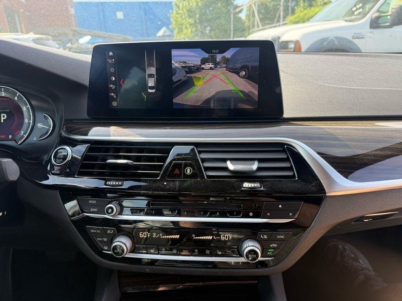 BMW 5-Series 530i xDrive 2019