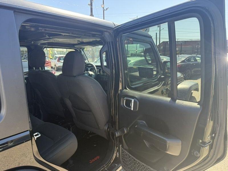 Jeep Wrangler Unlimited Sport S 2020