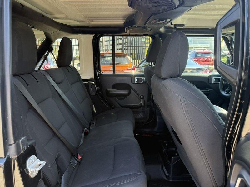 Jeep Wrangler Unlimited Sport S 2020