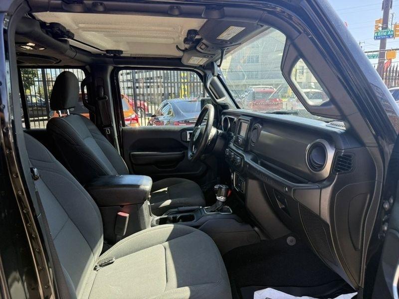 Jeep Wrangler Unlimited Sport S 2020