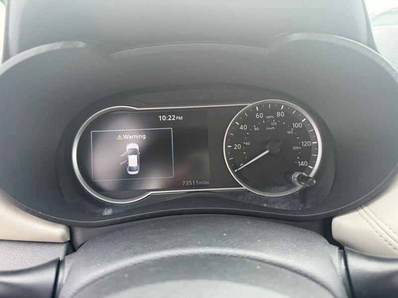 Nissan Versa SV 2020