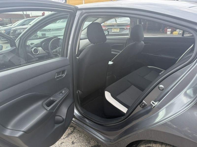 Nissan Versa SV 2020