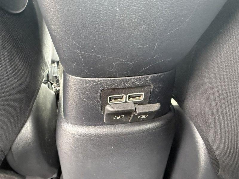 Nissan Versa SV 2020