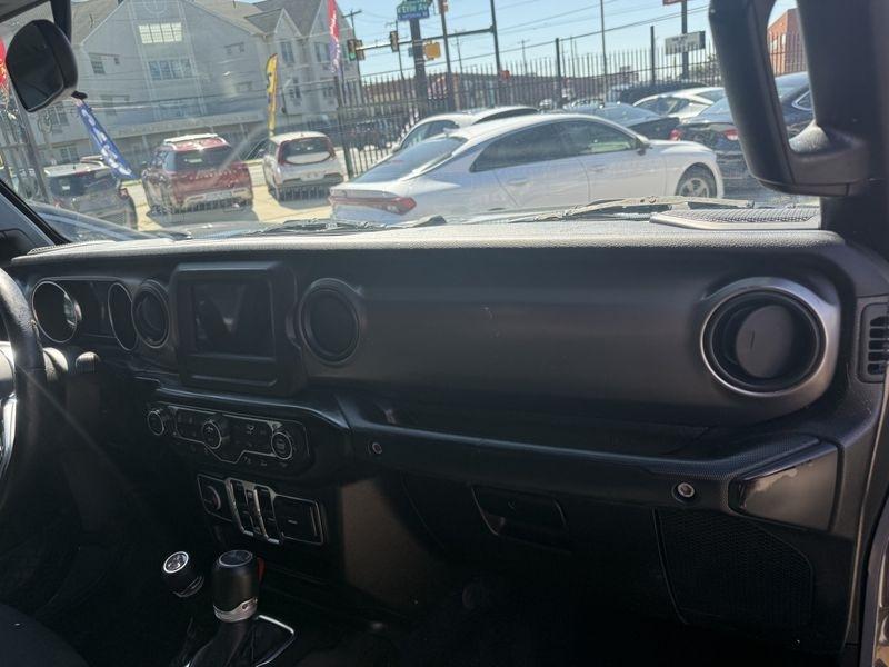 Jeep Gladiator Sport 2020