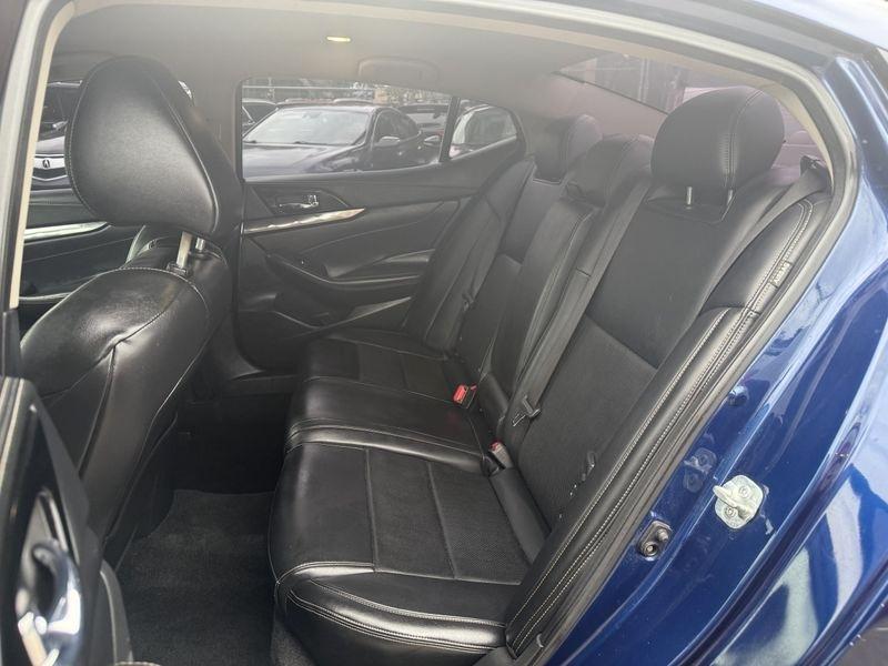 Nissan Maxima 3.5 SV 2020