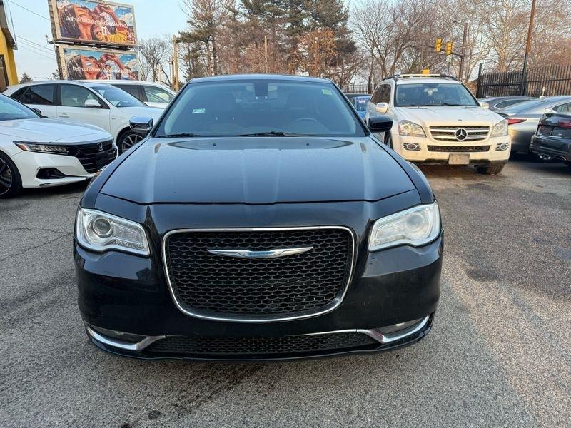 Chrysler 300 Limited RWD 2017