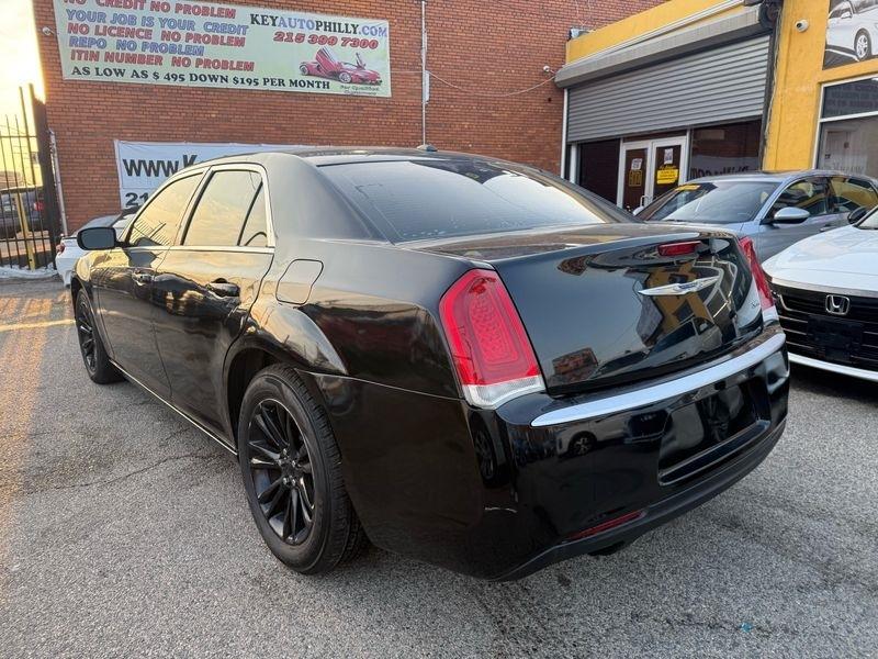 Chrysler 300 Limited RWD 2017