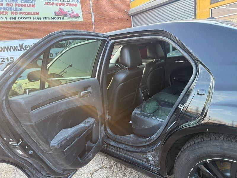 Chrysler 300 Limited RWD 2017