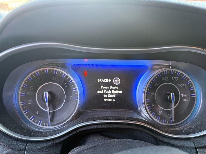 Chrysler 300 Limited RWD 2017