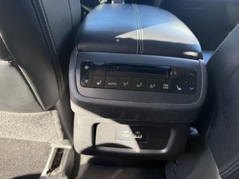 Nissan Pathfinder S 4WD 2019