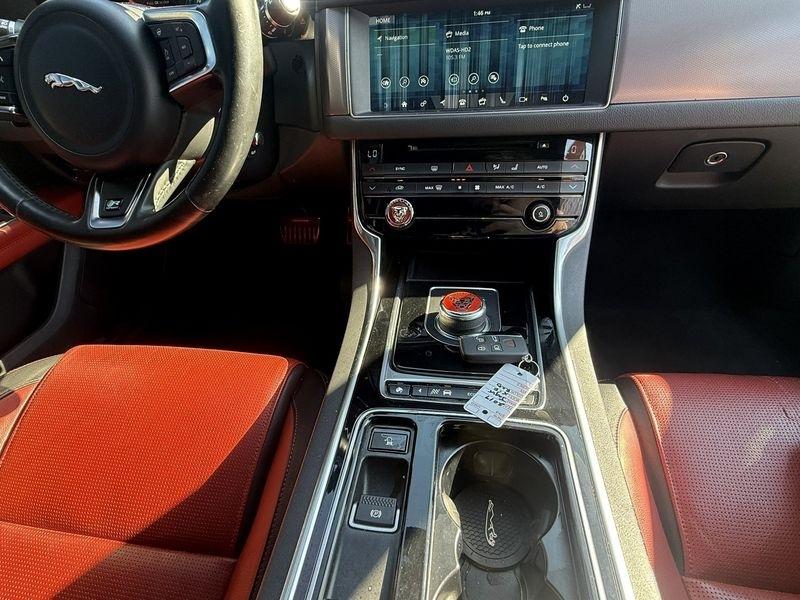 Jaguar XF-Series 35t R-Sport AWD 2017