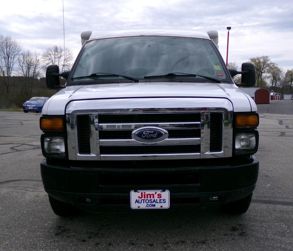 Ford Econoline Commercial Cutaway E-350 Super Duty 138" SRW 2014