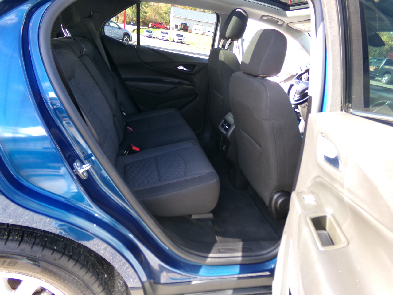 Chevrolet Equinox AWD 4dr LT w/2LT 2019 Chevrolet Equinox AWD 4dr LT w/2LT 2019