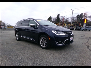 2018 Chrysler Pacifica Limited FWD