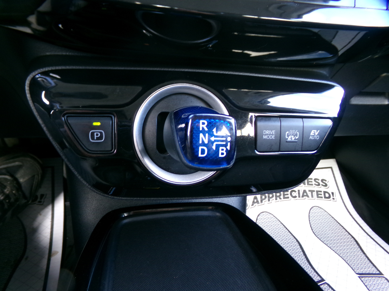 Toyota Prius Prime Limited (Natl) 2021