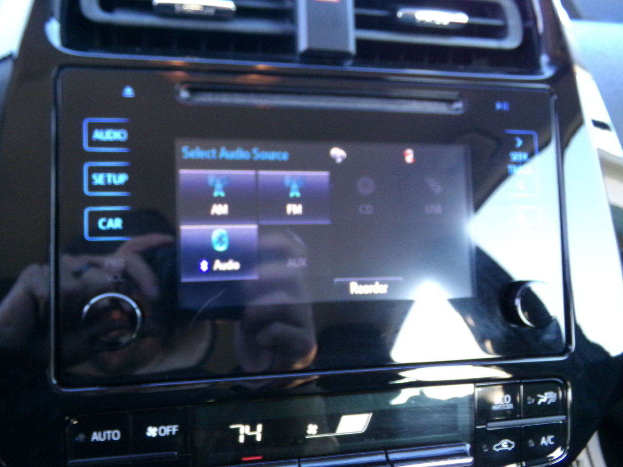 Toyota Prius 5dr HB Two (Natl) 2016