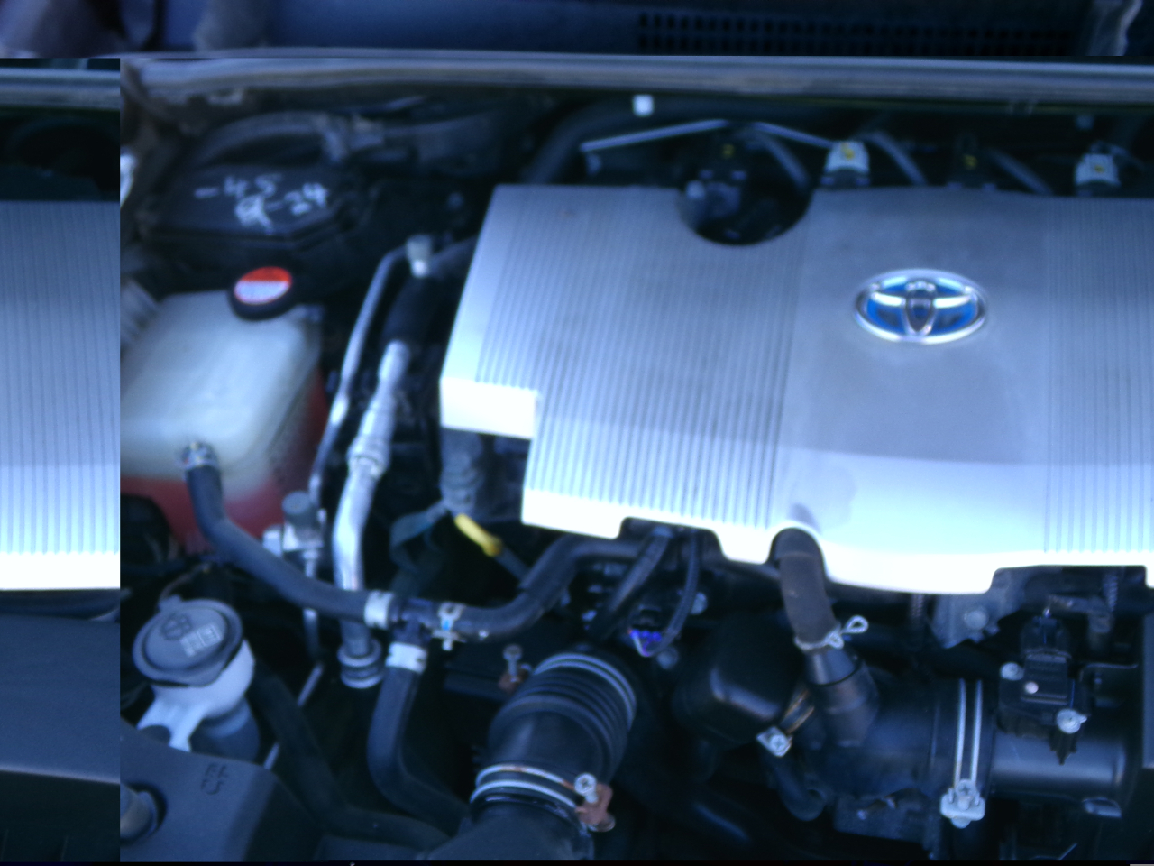 Toyota Prius 5dr HB Two (Natl) 2016