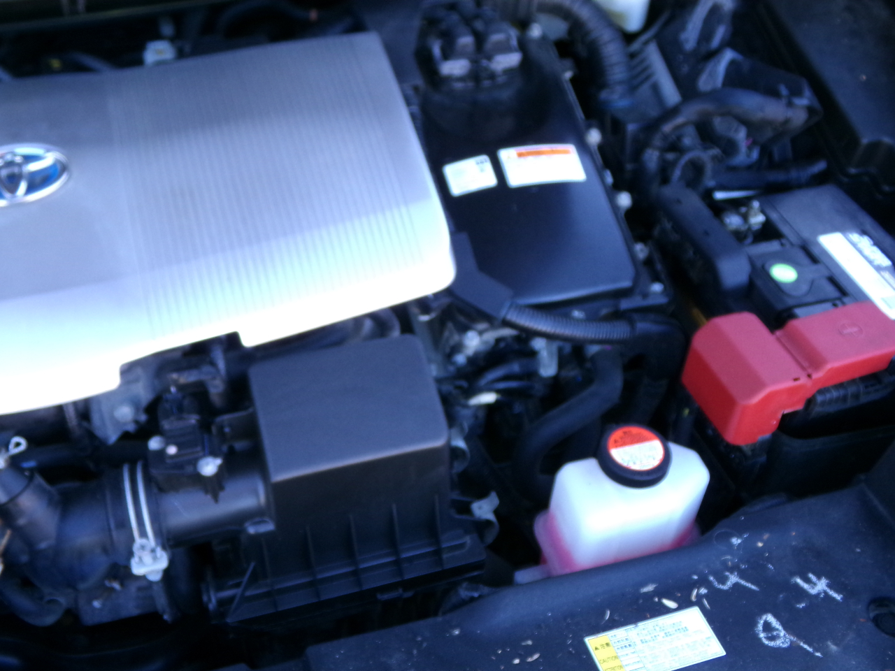 Toyota Prius 5dr HB Two (Natl) 2016