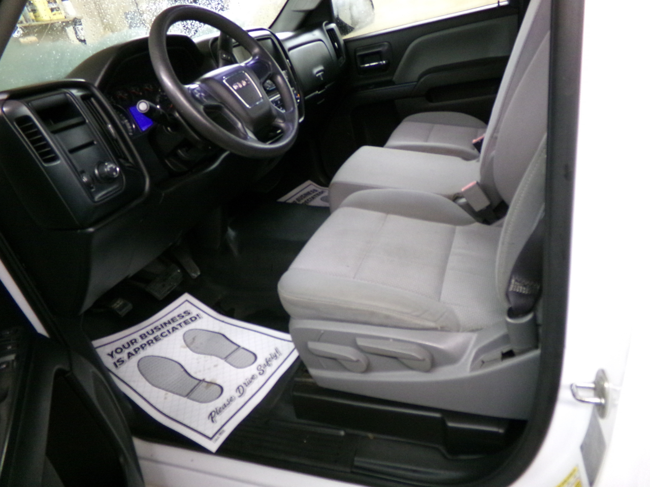 GMC Sierra 1500 2WD Reg Cab 133.0" 2017