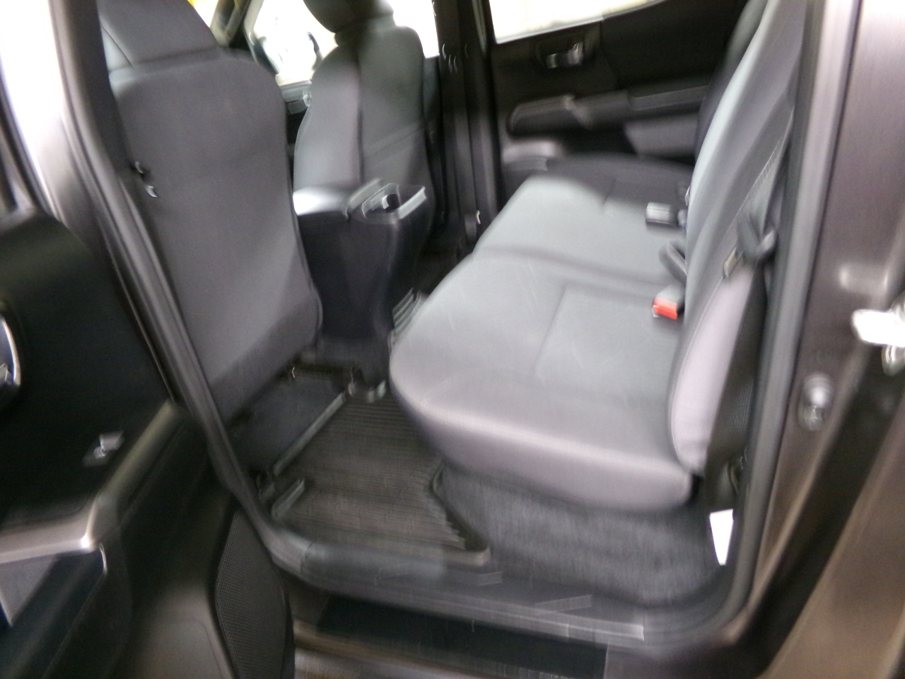 Toyota Tacoma TRD Off Road Double Cab 6' Bed V6 4x4 AT (Natl) 2018