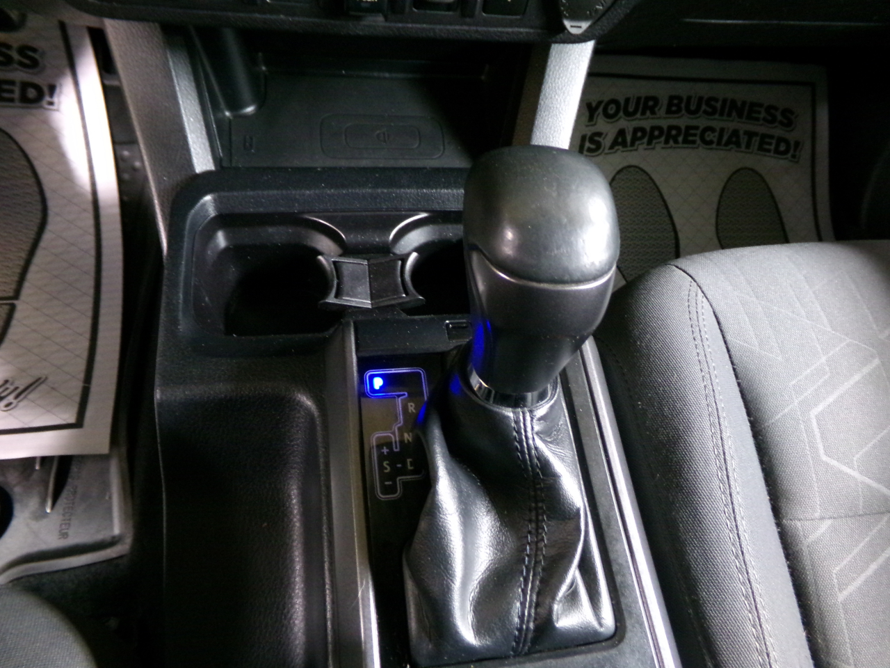 Toyota Tacoma TRD Off Road Double Cab 6' Bed V6 4x4 AT (Natl) 2018