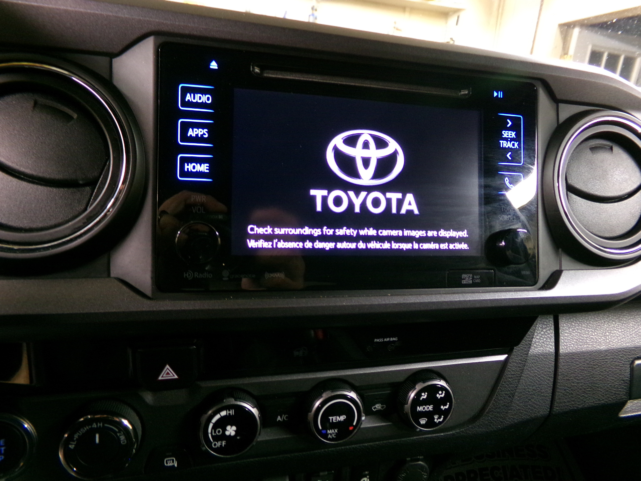 Toyota Tacoma TRD Off Road Double Cab 6' Bed V6 4x4 AT (Natl) 2018