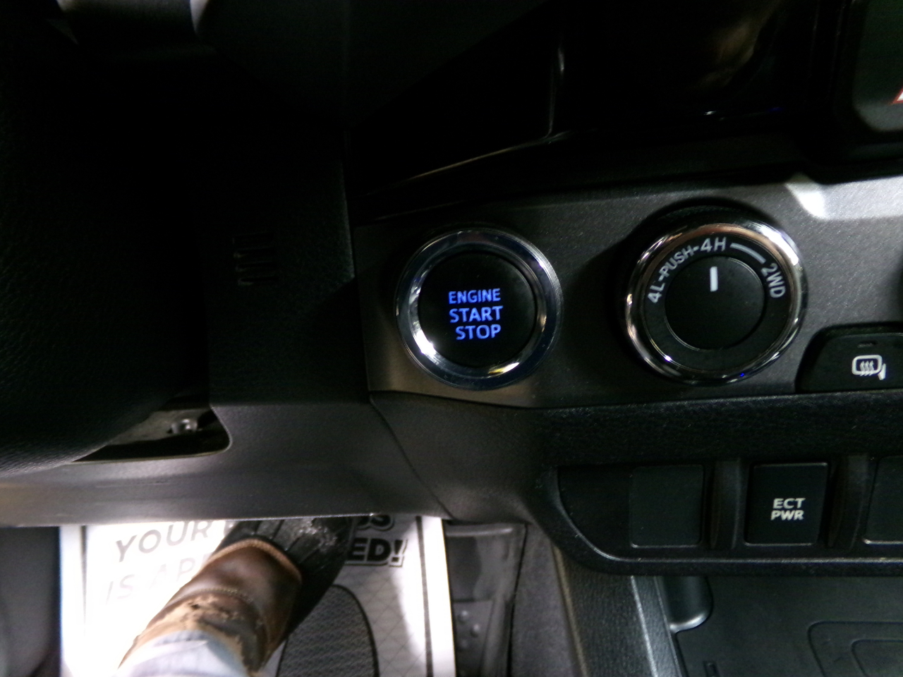 Toyota Tacoma TRD Off Road Double Cab 6' Bed V6 4x4 AT (Natl) 2018