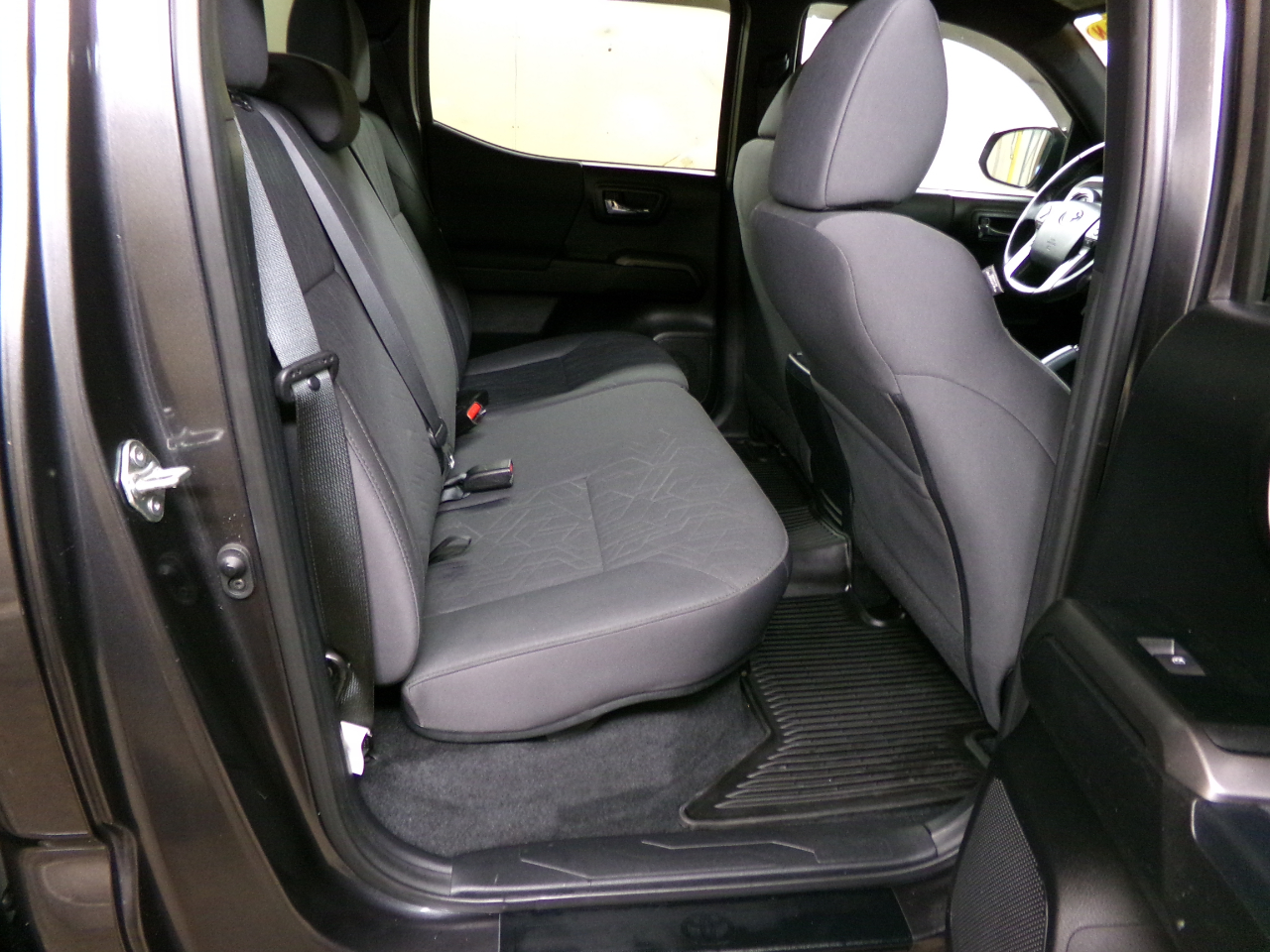 Toyota Tacoma TRD Off Road Double Cab 6' Bed V6 4x4 AT (Natl) 2018